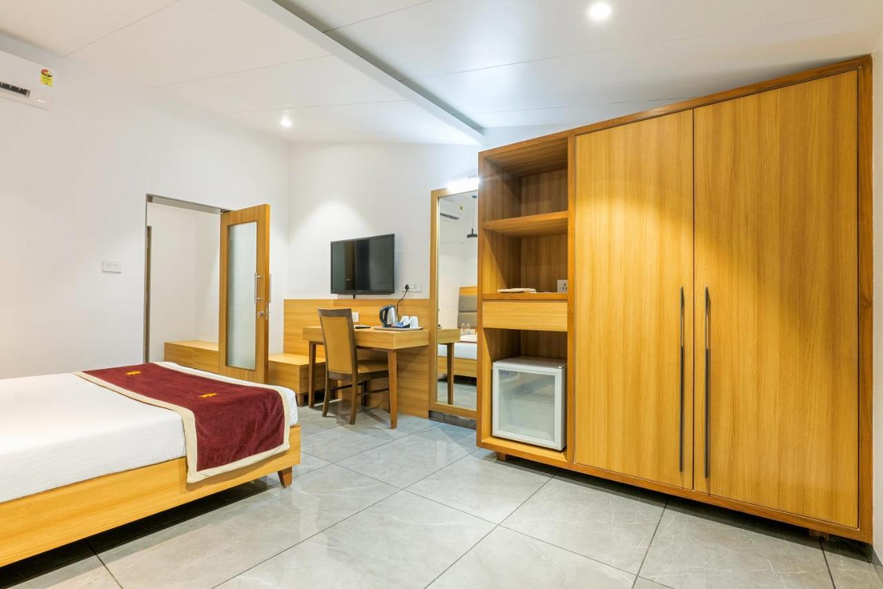 Gold Beach Villa Daman Luaran gambar
