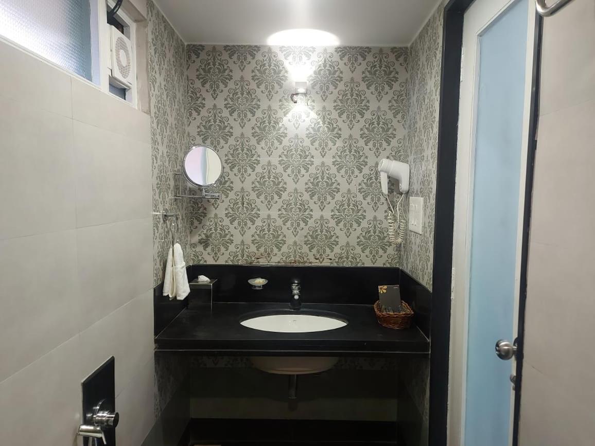 Gold Beach Villa Daman Luaran gambar