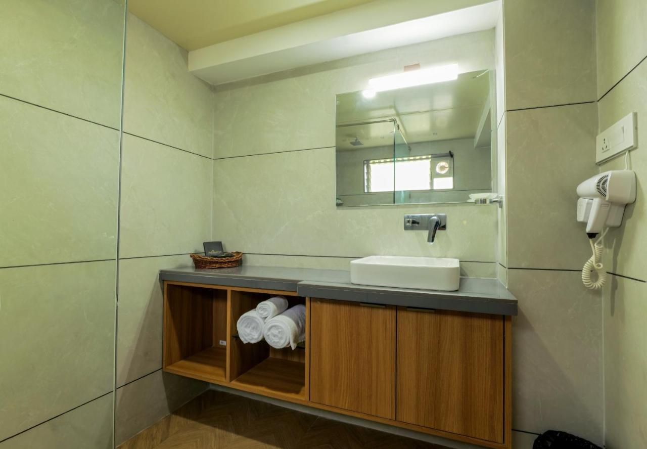 Gold Beach Villa Daman Luaran gambar