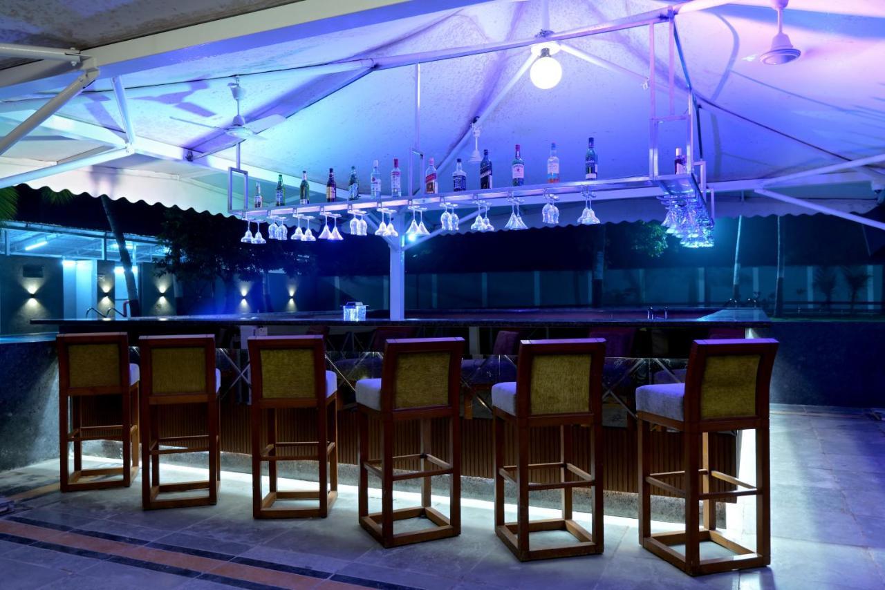 Gold Beach Villa Daman Luaran gambar