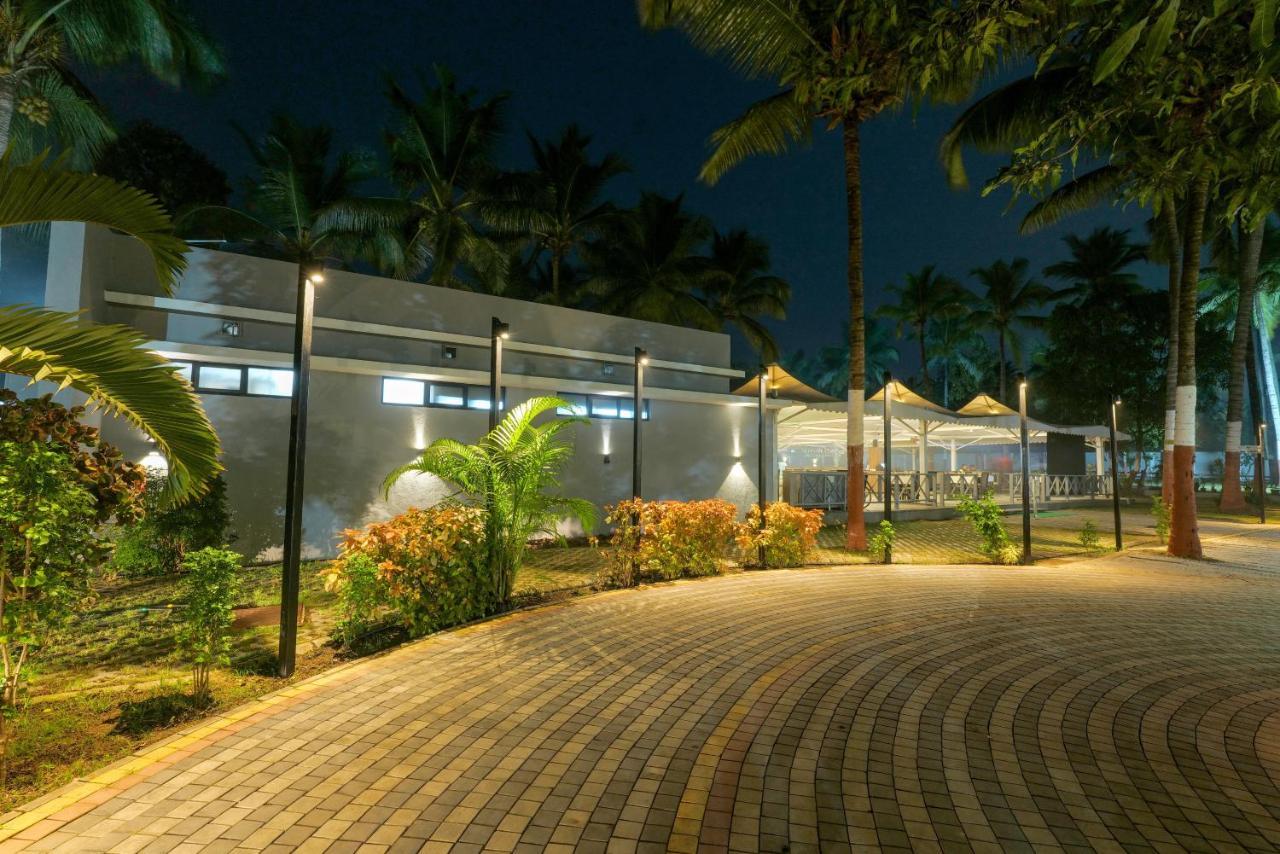Gold Beach Villa Daman Luaran gambar